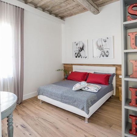 Апартаменты Olive Loft Флоренция Экстерьер фото